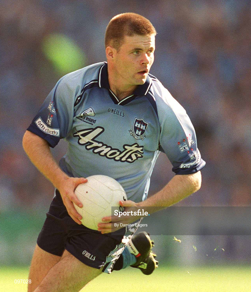 17 August 2002; Dessie Farrell of Dublin during the Bank of Ireland All-Ireland Senior Football Championship Quarter-Final Replay match between Dublin and Donegal at Croke Park in Dublin. Photo by Damien Eagers/Sportsfile