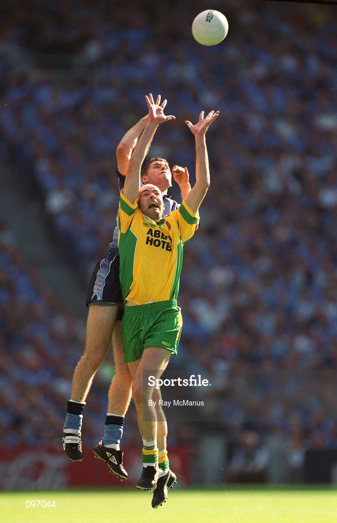 17 August 2002; Paul McGonigle of Donegal in action against Darren Magee of Dublin during the Bank of Ireland All-Ireland Senior Football Championship Quarter-Final Replay match between Dublin and Donegal at Croke Park in Dublin. Photo by Ray McManus/Sportsfile