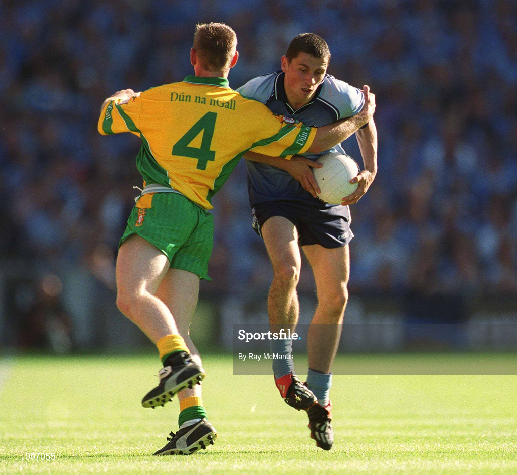 17 August 2002; Alan Brogan of Dublin in action against Noel McGinley of Donegal during the Bank of Ireland All-Ireland Senior Football Championship Quarter-Final Replay match between Dublin and Donegal at Croke Park in Dublin. Photo by Ray McManus/Sportsfile