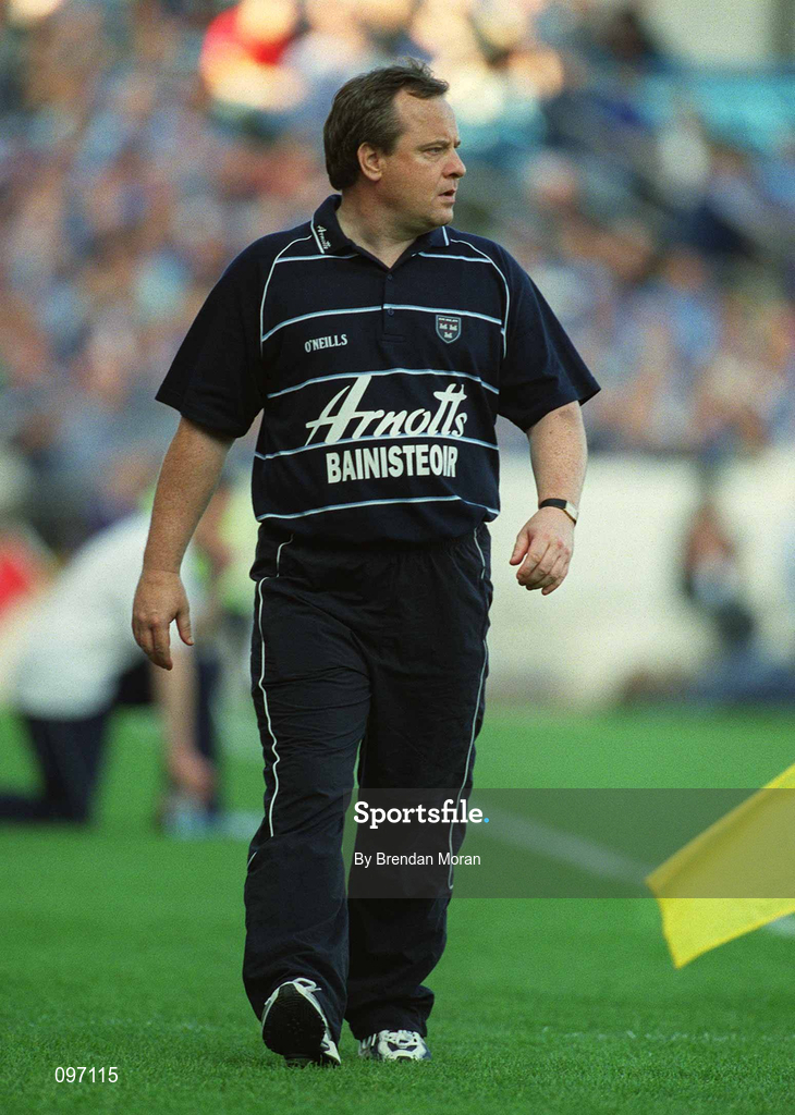 17 August 2002; Dublin manager Tommy Lyons during the Bank of Ireland All-Ireland Senior Football Championship Quarter-Final Replay match between Dublin and Donegal at Croke Park in Dublin. Photo by Brendan Moran/Sportsfile
