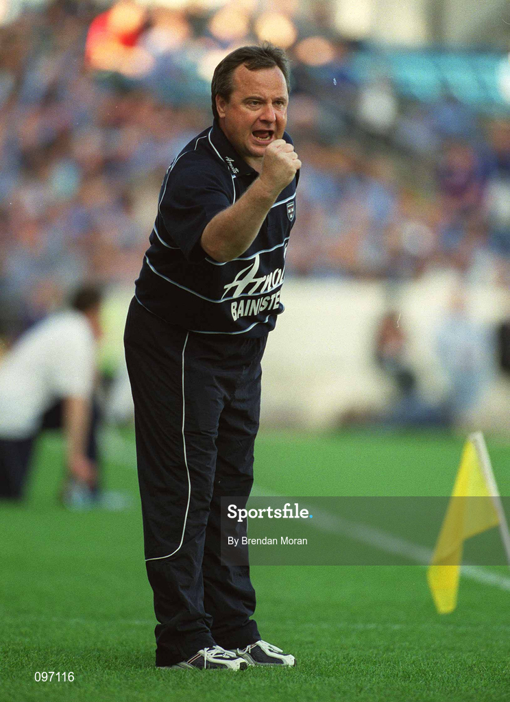 17 August 2002; Dublin manager Tommy Lyons during the Bank of Ireland All-Ireland Senior Football Championship Quarter-Final Replay match between Dublin and Donegal at Croke Park in Dublin. Photo by Brendan Moran/Sportsfile