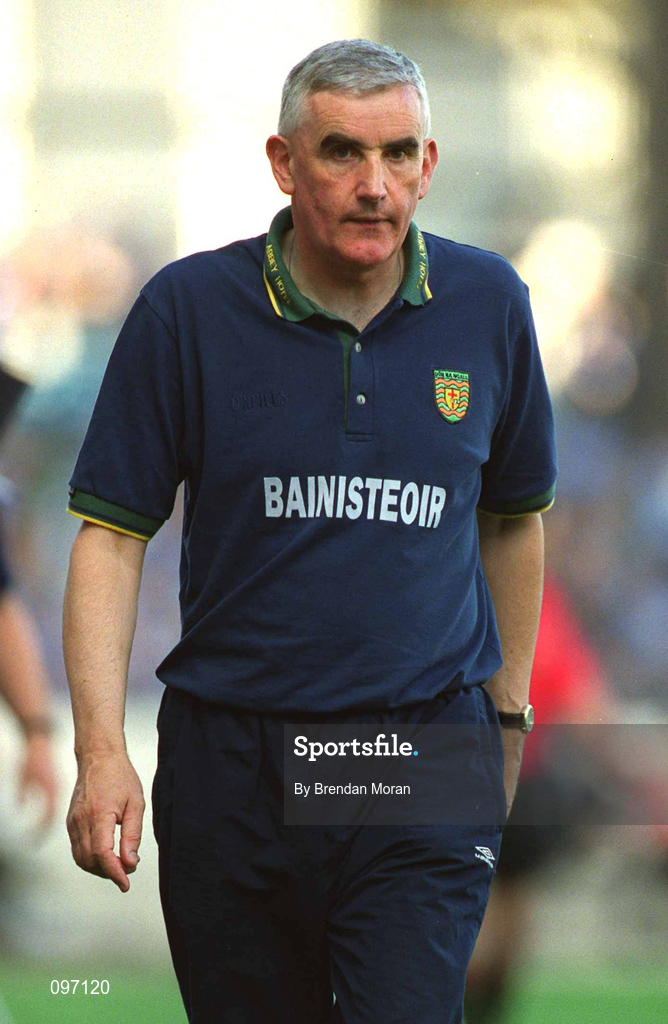 17 August 2002; Donegal manager Mickey Moran during the closing moments of the second half during the Bank of Ireland All-Ireland Senior Football Championship Quarter-Final Replay match between Dublin and Donegal at Croke Park in Dublin. Photo by Brendan Moran/Sportsfile