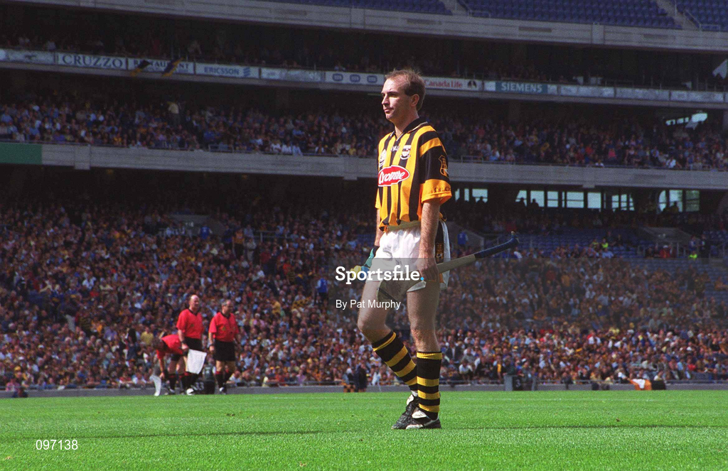 18 August 2002; DJ Carey of Kilkenny in the parade prior to the Guinness All-Ireland Senior Hurling Championship Semi-Final match between Kilkenny and Tipperary at Croke Park in Dublin. Photo by Pat Murphy/Sportsfile