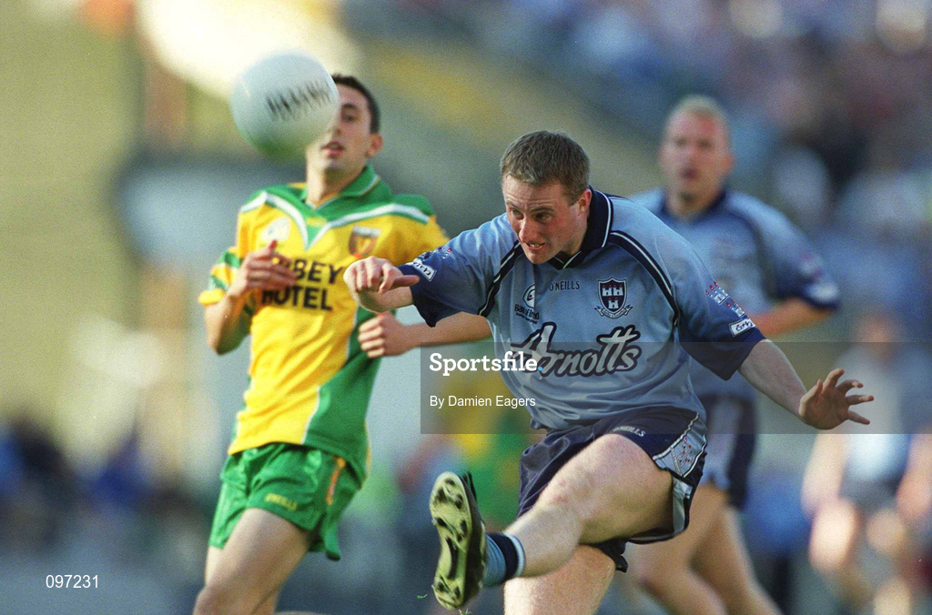 17 August 2002; Coman Goggins of Dublin during the Bank of Ireland All-Ireland Senior Football Championship Quarter-Final Replay match between Dublin and Donegal at Croke Park in Dublin. Photo by Damien Eagers/Sportsfile