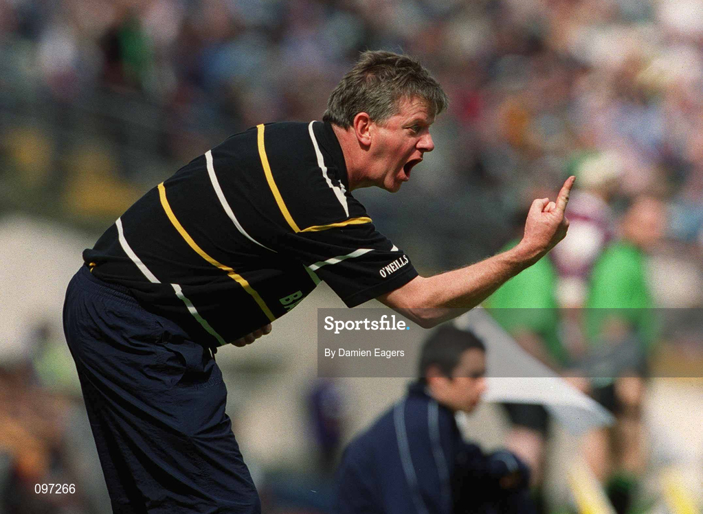 18 August 2002; Kilkenny manager Nicky Cashin during the All-Ireland Minor Hurling Championship Semi-Final match between Kilkenny and Galway at Croke Park in Dublin. Photo by Damien Eagers/Sportsfile