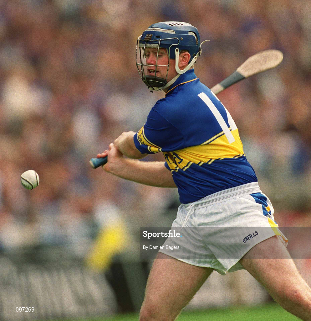 18 August 2002; Eugene O'Neill of Tipperary during the Guinness All-Ireland Senior Hurling Championship Semi-Final match between Kilkenny and Tipperary at Croke Park in Dublin. Photo by Damien Eagers/Sportsfile