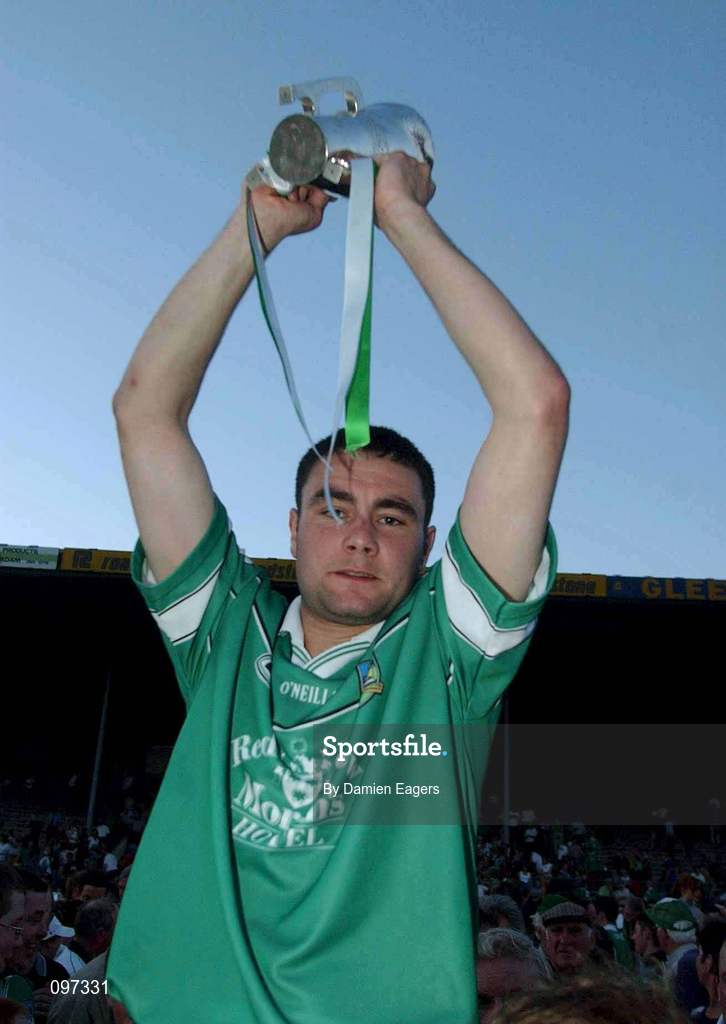 21 August 2002; Limerick captain Peter Lawlor lifts the cup after the Munster U21 Hurling Championship Final Replay match between Tipperary and Limerick at Semple Stadium in Thurles, Tipperary. Photo by Damien Eagers/Sportsfile