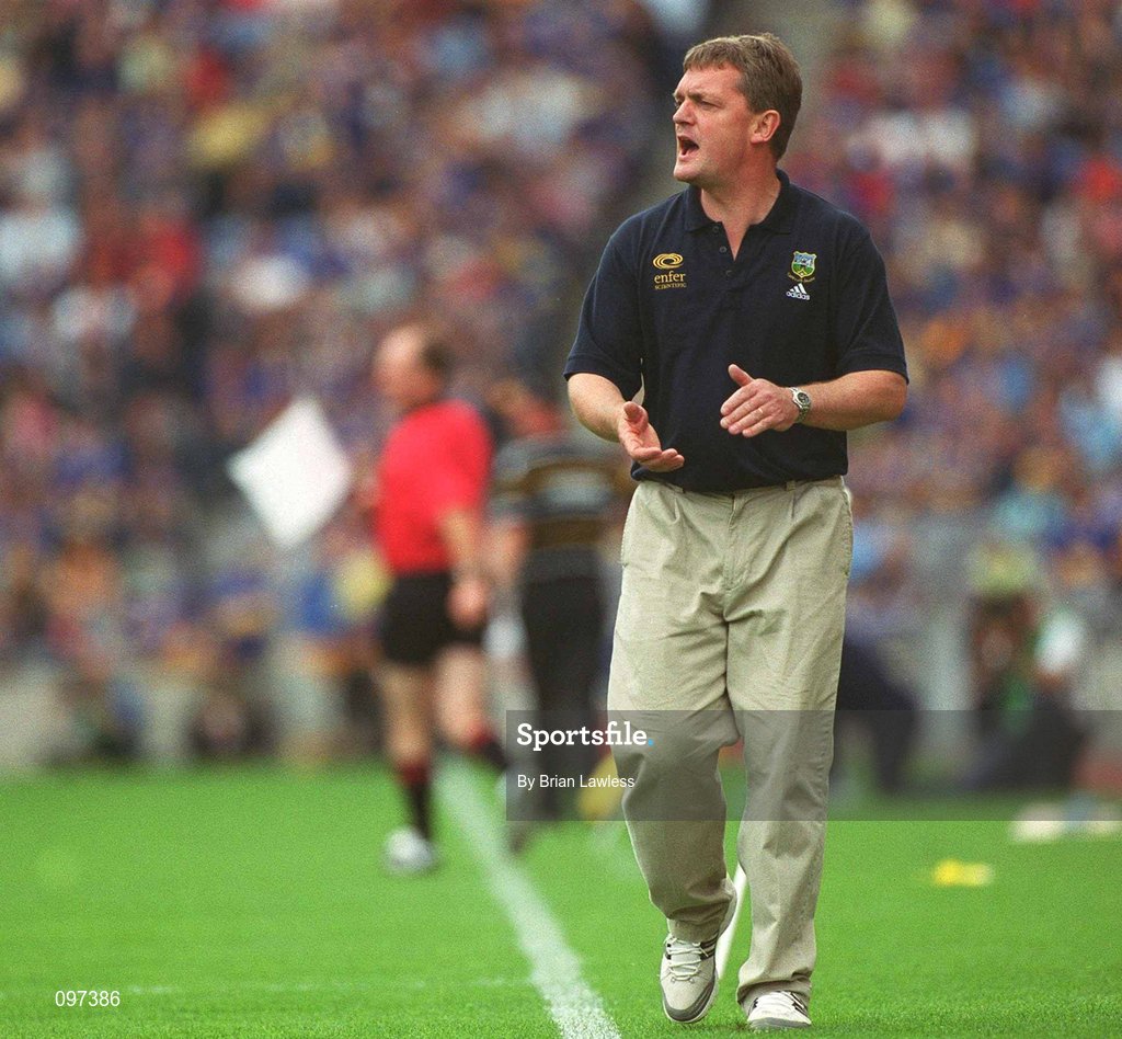 18 August 2002; Tipperary manager Nicky English during the Guinness All-Ireland Senior Hurling Championship Semi-Final match between Kilkenny and Tipperary at Croke Park in Dublin. Photo by Brian Lawless/Sportsfile