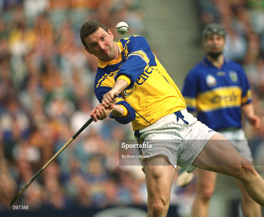 18 August 2002; Brendan Cummins of Tipperary during the Guinness All-Ireland Senior Hurling Championship Semi-Final match between Kilkenny and Tipperary at Croke Park in Dublin. Photo by Brian Lawless/Sportsfile