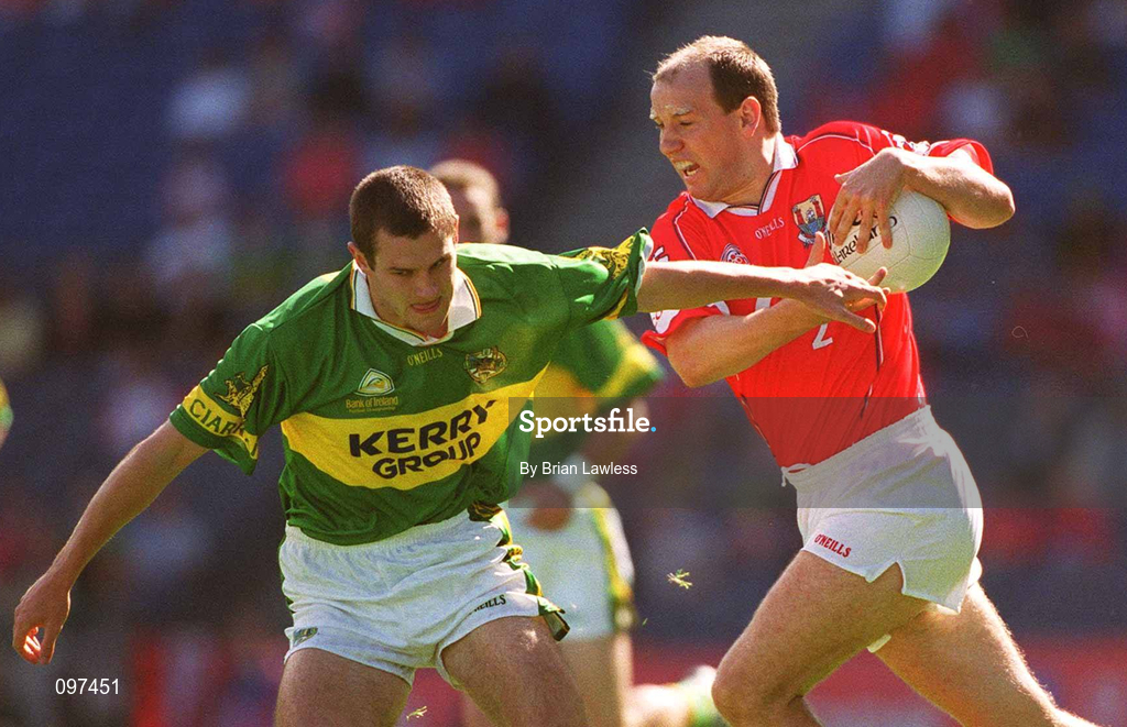 25 August 2002; Ronan McCarthy of Cork in action against Eoin Brosnan of Kerry during the Bank of Ireland All-Ireland Senior Football Championship Semi-Final match between Kerry and Cork at Croke Park in Dublin. Photo by Brian Lawless/Sportsfile
