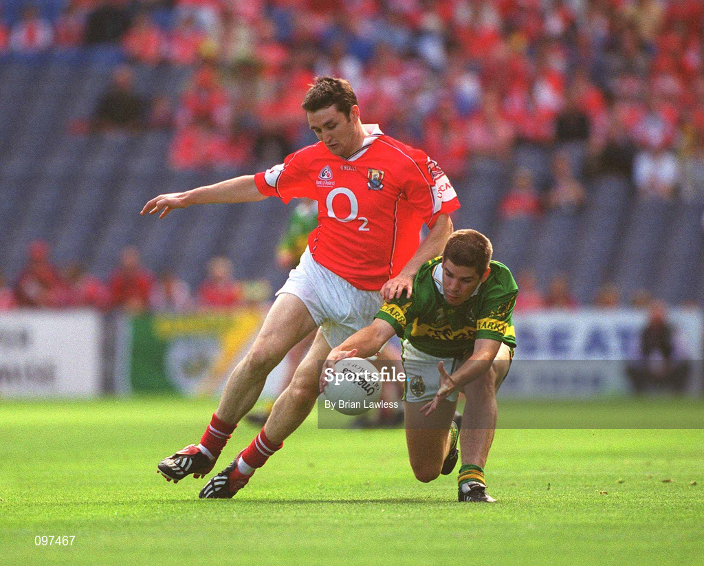 25 August 2002; Maurice McCarthy of Cork in action against Éamonn Fitzmaurice of Kerry during the Bank of Ireland All-Ireland Senior Football Championship Semi-Final match between Kerry and Cork at Croke Park in Dublin. Photo by Brian Lawless/Sportsfile