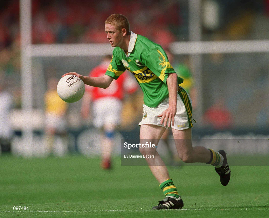 25 August 2002; Colm Cooper of Kerry during the Bank of Ireland All-Ireland Senior Football Championship Semi-Final match between Kerry and Cork at Croke Park in Dublin. Photo by Damien Eagers/Sportsfile