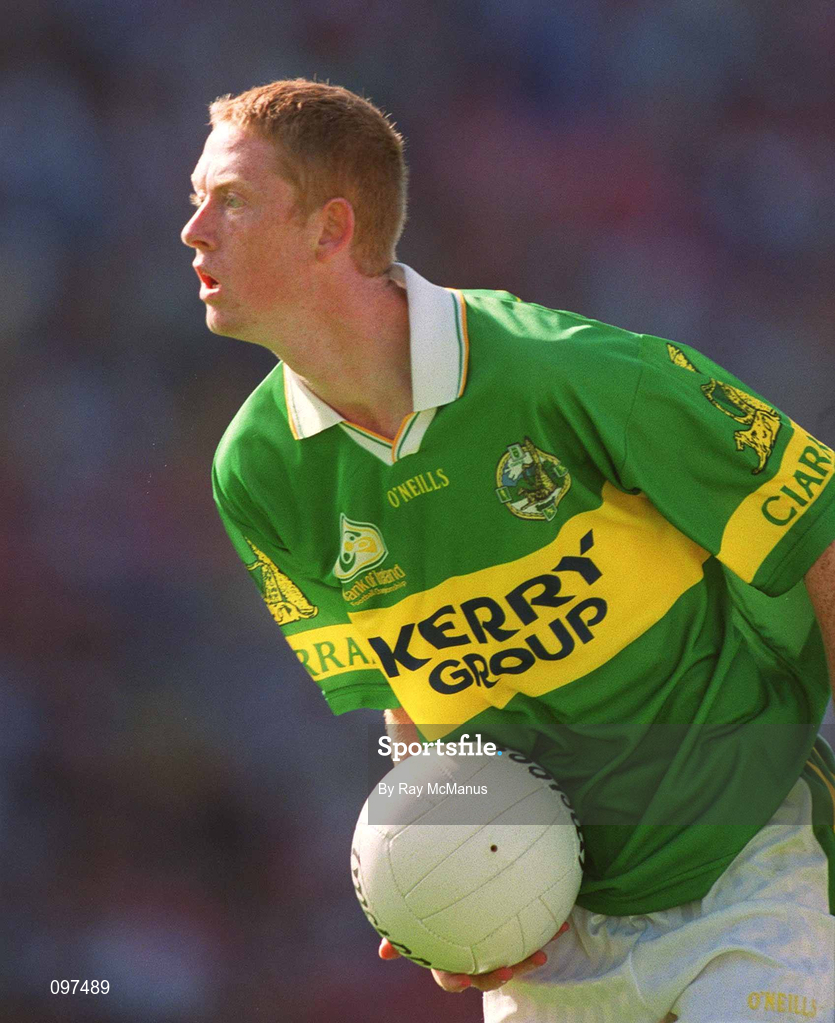 25 August 2002; Colm Cooper of Kerry during the Bank of Ireland All-Ireland Senior Football Championship Semi-Final match between Kerry and Cork at Croke Park in Dublin. Photo by Ray McManus/Sportsfile