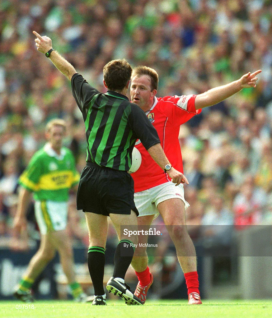 25 August 2002; Colin Corkery of Cork in discussion with referee Brian White during the Bank of Ireland All-Ireland Senior Football Championship Semi-Final match between Kerry and Cork at Croke Park in Dublin. Photo by Ray McManus/Sportsfile