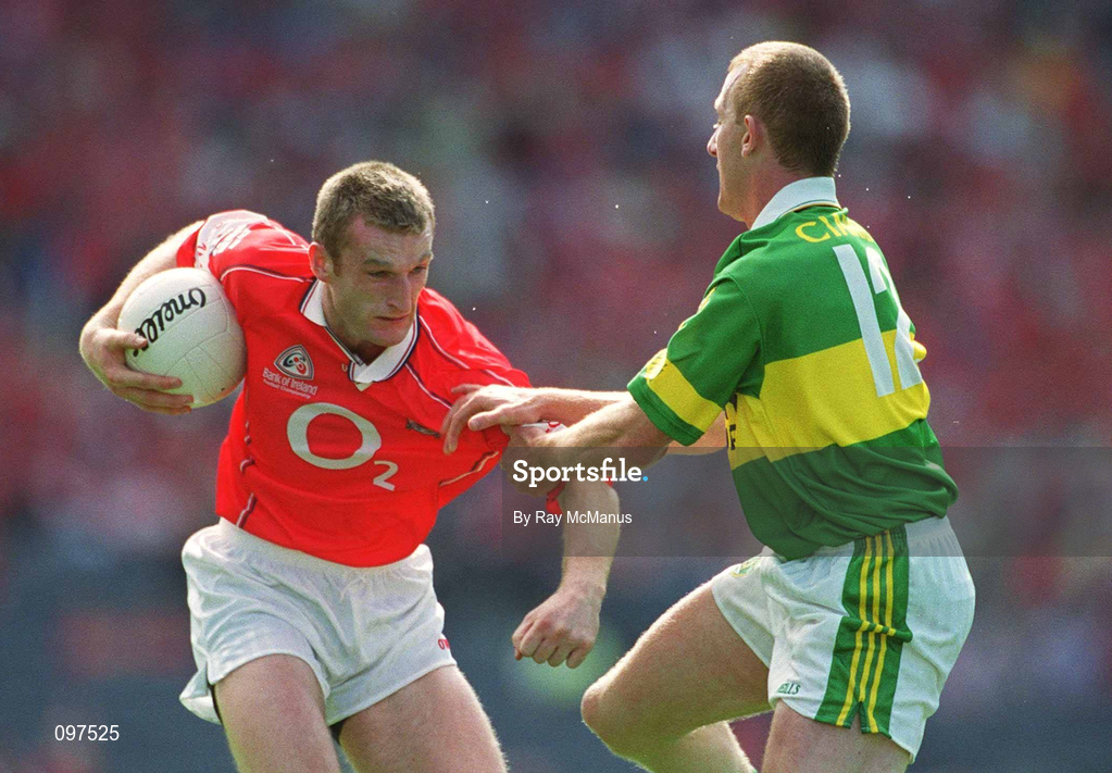 25 August 2002; Nicholas Murphy of Cork in action against Liam Hassett of Kerry during the Bank of Ireland All-Ireland Senior Football Championship Semi-Final match between Kerry and Cork at Croke Park in Dublin. Photo by Ray McManus/Sportsfile