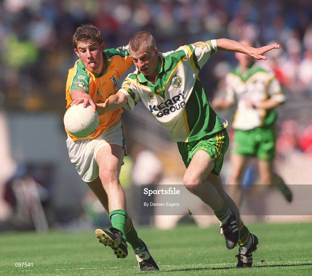 25 August 2002; Brian Farrell of Meath in action against Martin Breen of Kerry during the All-Ireland Minor Football Championship Semi-Final match between Meath and Kerry at Croke Park in Dublin. Photo by Damien Eagers/Sportsfile