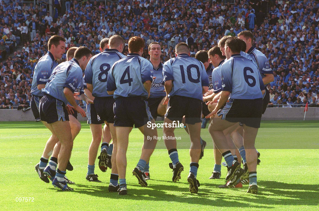 17 August 2002; Dublin players warm up prior to the Bank of Ireland All-Ireland Senior Football Championship Quarter-Final Replay match between Dublin and Donegal at Croke Park in Dublin. Photo by Ray McManus/Sportsfile