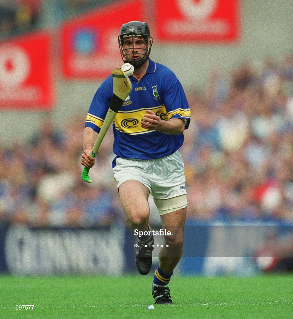18 August 2002; Thomas Dunne of Tipperary during the Guinness All-Ireland Senior Hurling Championship Semi-Final match between Kilkenny and Tipperary at Croke Park in Dublin. Photo by Damien Eagers/Sportsfile