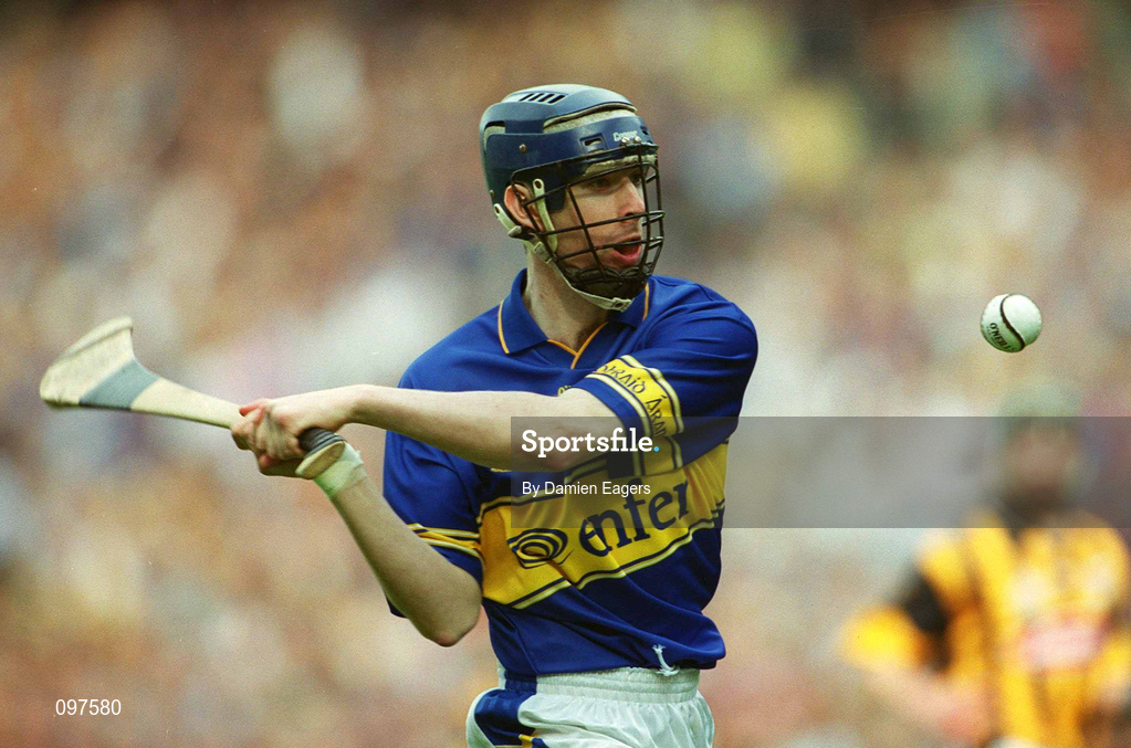 18 August 2002; John O'Brien of Tipperary during the Guinness All-Ireland Senior Hurling Championship Semi-Final match between Kilkenny and Tipperary at Croke Park in Dublin. Photo by Damien Eagers/Sportsfile