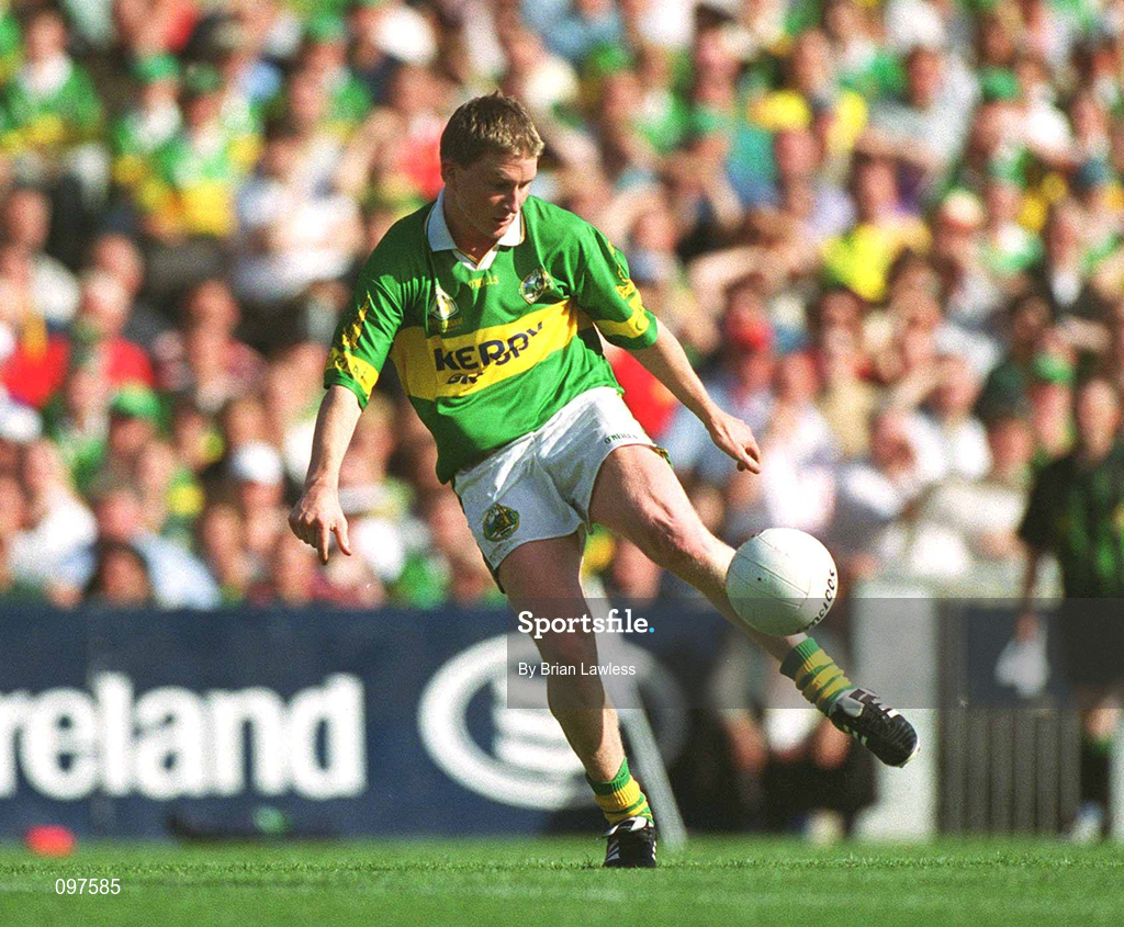 25 August 2002; Mike Francis Russell of Kerry during the Bank of Ireland All-Ireland Senior Football Championship Semi-Final match between Kerry and Cork at Croke Park in Dublin. Photo by Brian Lawless/Sportsfile