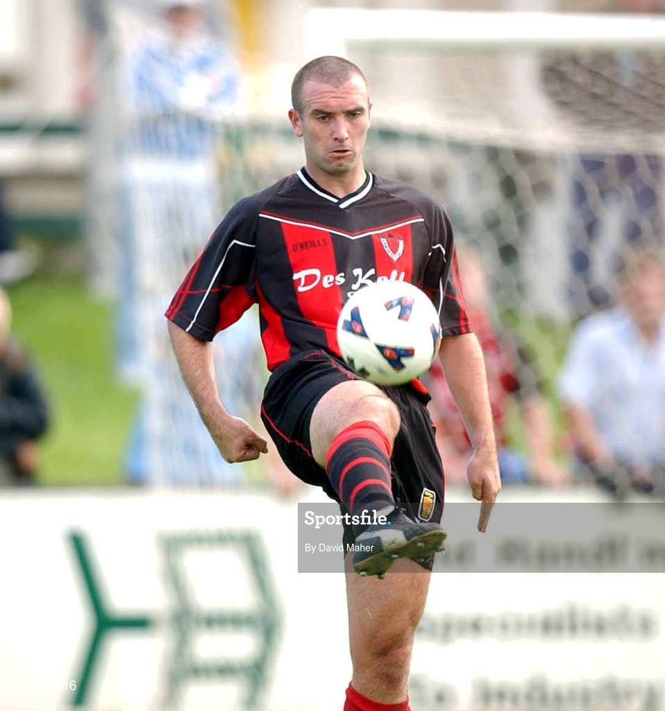 11 August 2002; Derek Coughlan of Bohemians during the eircom League Premier Division match between Bray Wanderers and Bohemians at the Carlisle Grounds in Bray, Wicklow. Photo by David Maher/Sportsfile