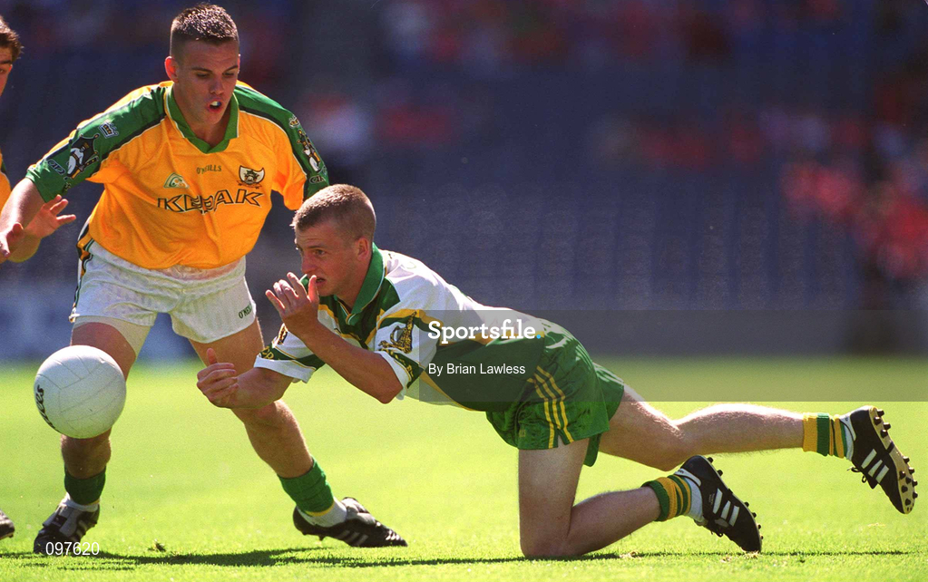 25 August 2002; Martin Breen of Kerry in action against Barry Regan of Meath during the All-Ireland Minor Football Championship Semi-Final match between Meath and Kerry at Croke Park in Dublin. Photo by Brian Lawless/Sportsfile