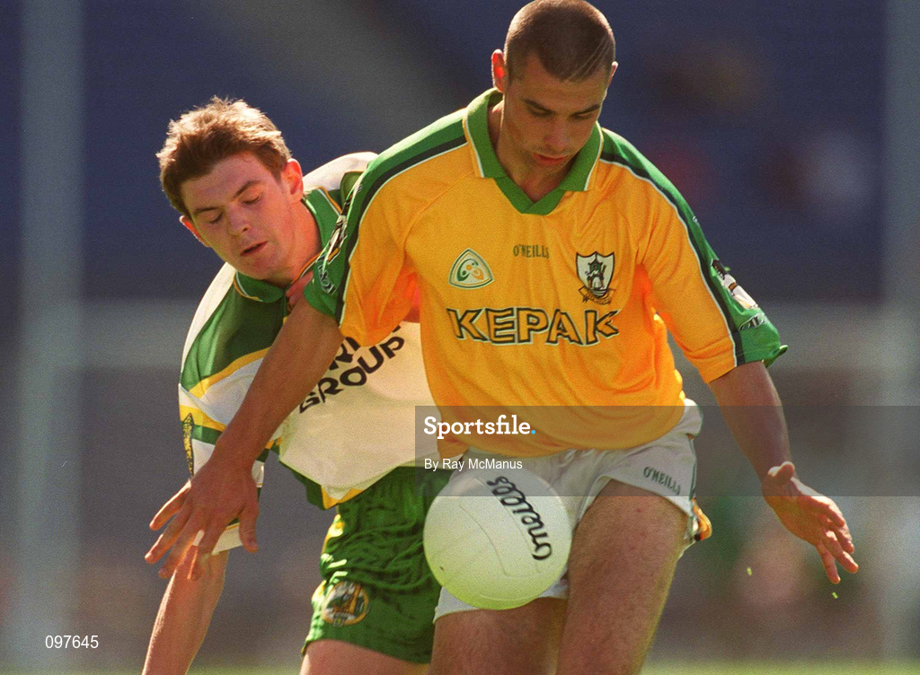 25 August 2002; Daire O'Halloran of Meath in action against Declan O'Sullivan of Kerry during the All-Ireland Minor Football Championship Semi-Final match between Meath and Kerry at Croke Park in Dublin. Photo by Ray McManus/Sportsfile