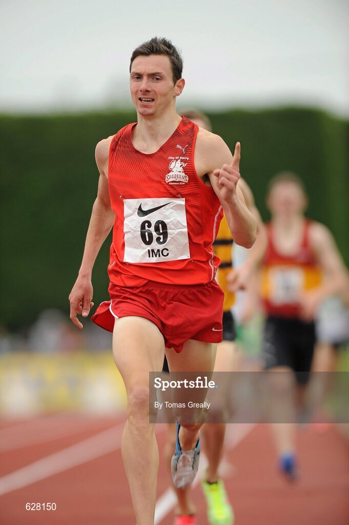 2 June 2012; Conor Bradle, City of Derry A.C, approaches the finish line to win the IMC Mens 1500m event at the Aviva All Ireland Schools’ Track and Field Championships 2012. Tullamore Harriers AC, Tullamore, Co. Offaly. Picture credit: Tomas Greally / SPORTSFILE