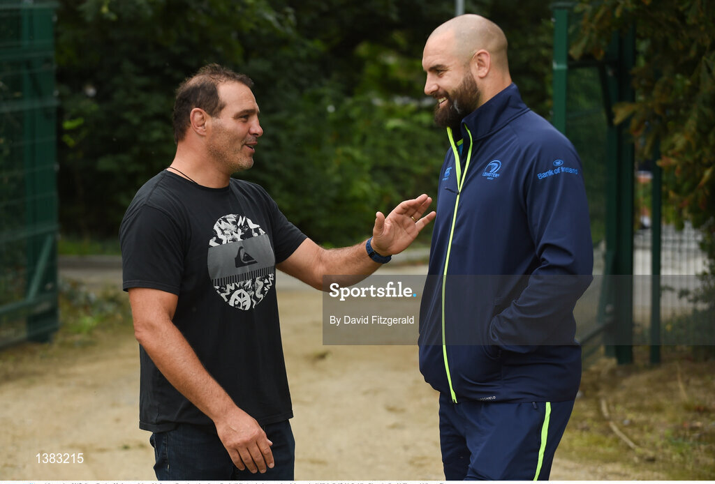4 September 2017; Scott Fardy of Leinster, right, with former French rugby player Raphaël Ibañez during squad training at the UCD in Belfield, Dublin. Photo by David Fitzgerald/Sportsfile