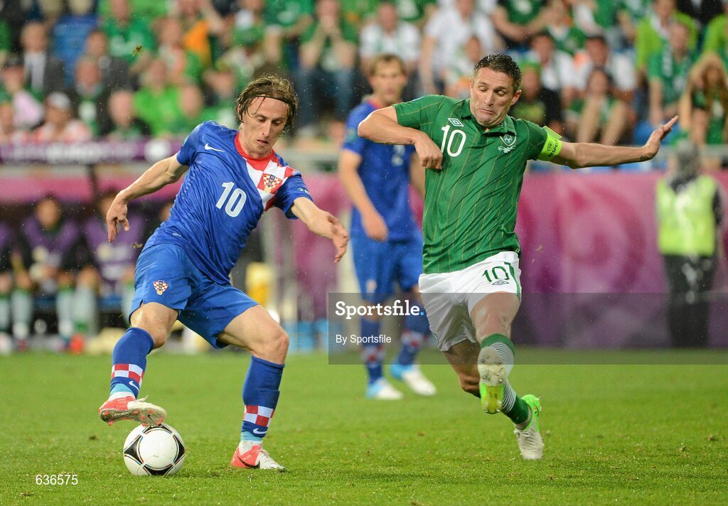 10 June 2012; Luka Modric, Croatia, in action against Robbie Keane, Republic of Ireland. EURO2012, Group C, Republic of Ireland v Croatia, Municipal Stadium Poznan, Poznan, Poland. Photo by Sportsfile