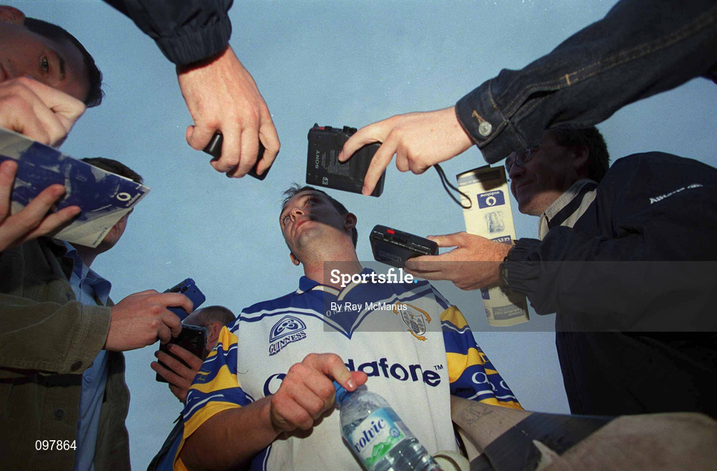 29 August 2002; David Fitzgerald is interviewed during a Clare hurling press night prior to their All-Ireland Hurling Final against Kilkenny. Photo by Ray McManus/Sportsfile