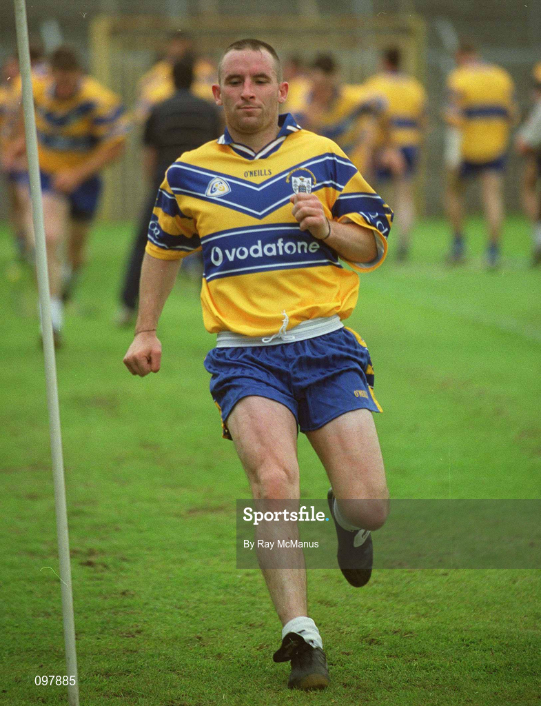 29 August 2002; Colin Lynch during a Clare hurling press night prior to their All-Ireland Hurling Final against Kilkenny. Photo by Ray McManus/Sportsfile