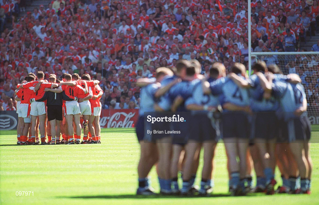 1 September 2002; Both teams huddle prior to the Bank of Ireland All-Ireland Senior Football Championship Semi-Final match between Armagh and Dublin at Croke Park in Dublin. Photo by Brian Lawless/Sportsfile
