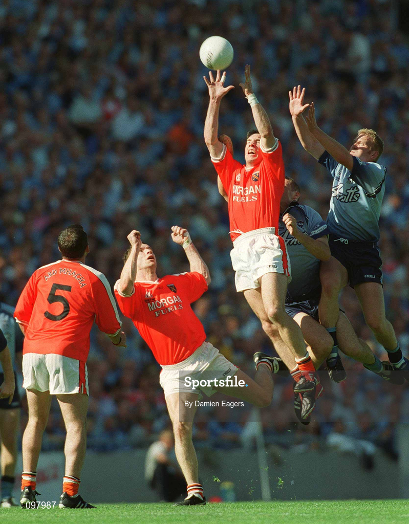 1 September 2002; Kieran McGeeney of Armagh in action against Ciaran Whelan, left, and Shane Ryan of Dublin during the Bank of Ireland All-Ireland Senior Football Championship Semi-Final match between Armagh and Dublin at Croke Park in Dublin. Photo by Damien Eagers/Sportsfile