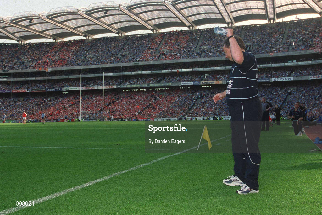 1 September 2002; Dublin manager Tommy Lyons reacts after Ray Cosgrove missed a last minute free during the Bank of Ireland All-Ireland Senior Football Championship Semi-Final match between Armagh and Dublin at Croke Park in Dublin. Photo by Damien Eagers/Sportsfile