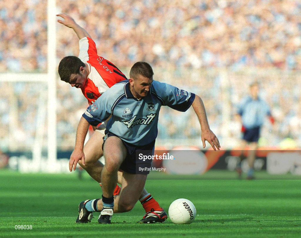 1 September 2002; Darren Homan of Dublin in action against Ronan Clarke of Armagh during the Bank of Ireland All-Ireland Senior Football Championship Semi-Final match between Armagh and Dublin at Croke Park in Dublin. Photo by Pat Murphy/Sportsfile