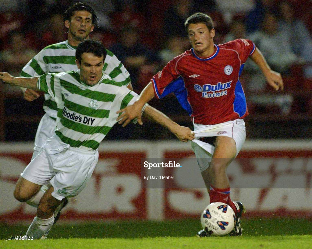 2 September 2002; Wesley Hoolahan of Shelbourne in action against Jason Colwell of Shamrock Rovers during the eircom League Premier Division match between Shamrock Rovers and Shelbourne at Tolka Park in Dublin. Photo by David Maher/Sportsfile