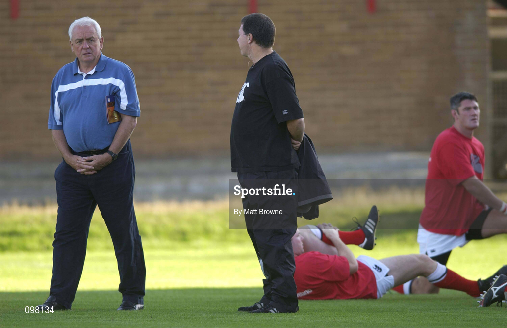 31 August 2002; Munster coach Alan Gaffney, left, in conversation with his assistant Brian Hickey prior to the Celtic League Pool A match between Llanelli and Munster at Stradey Park in Llanelli, Wales. Photo by Matt Browne/Sportsfile