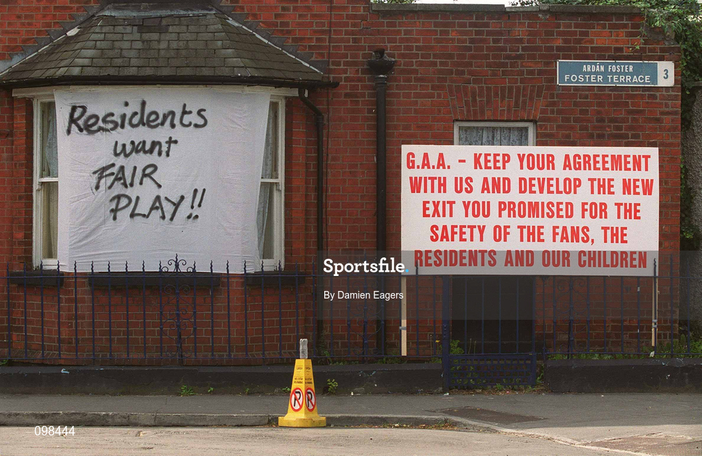 1 September 2002; A general view of the residential area surrounding Croke Park showing signs in protest against the GAA prior to the Bank of Ireland All-Ireland Senior Football Championship Semi-Final match between Armagh and Dublin at Croke Park in Dublin. Photo by Damien Eagers/Sportsfile