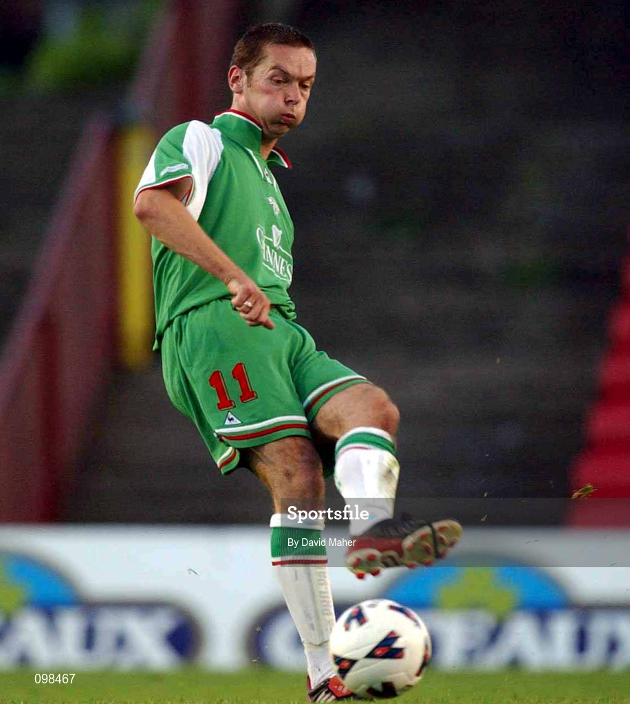 30 August 2002; Billy Woods of Cork City during the eircom League Premier Division match between Bohemians and Cork City at Dalymount Park in Dublin. Photo by David Maher/Sportsfile