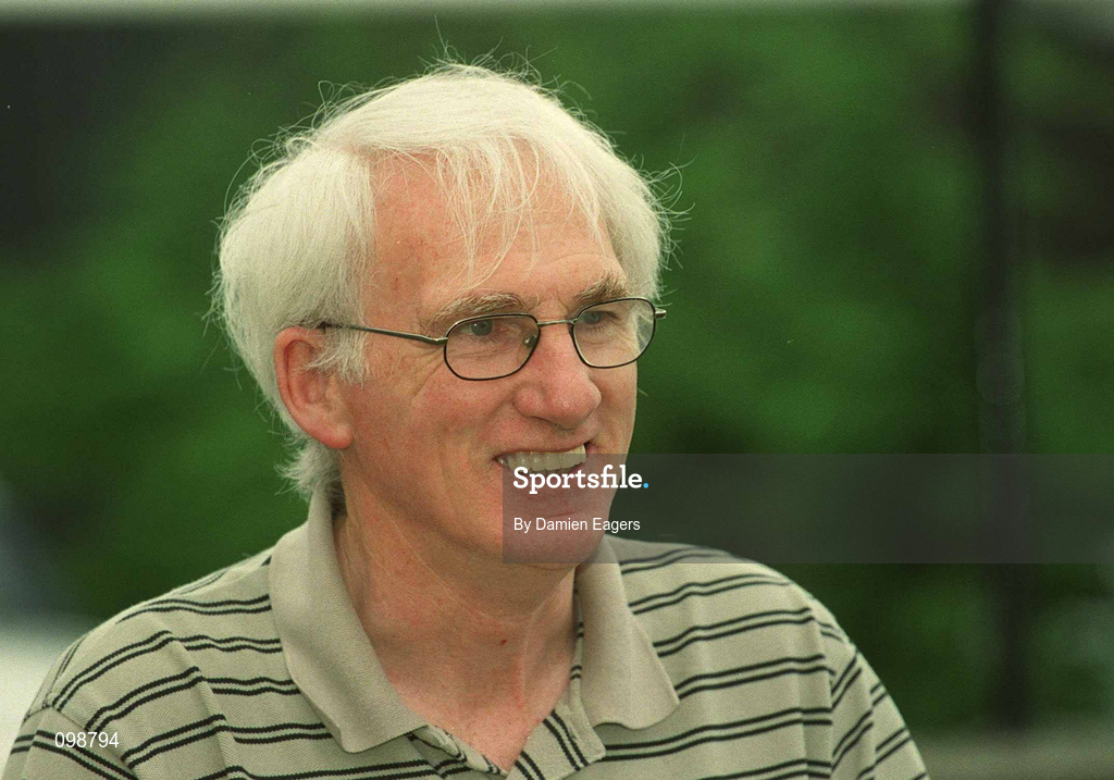 27 August 2002; Al Guy, Irish Sports Council, following Leinster Rugby squad training at UCD in Dublin. Photo by Damien Eagers/Sportsfile