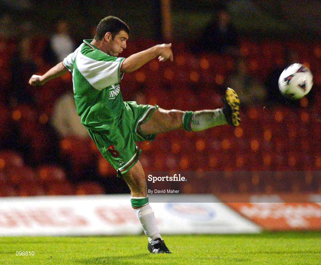 30 August 2002; Greg O'Halloran of Cork City during the eircom League Premier Division match between Bohemians and Cork City at Dalymount Park in Dublin. Photo by David Maher/Sportsfile
