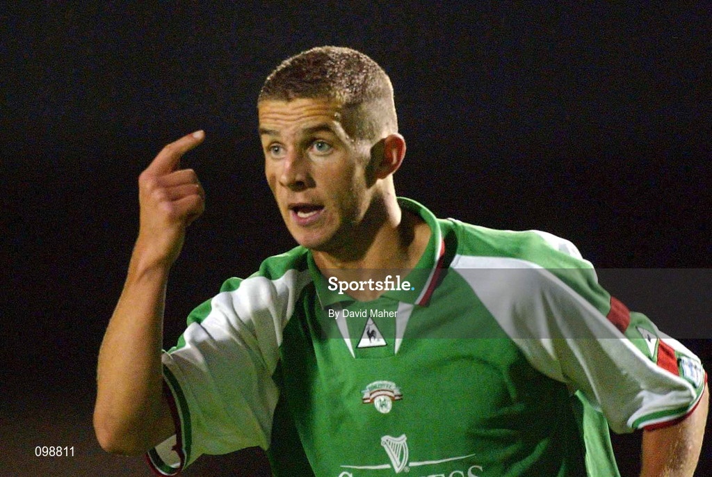 30 August 2002; John O'Flynn of Bohemians during the eircom League Premier Division match between Bohemians and Cork City at Dalymount Park in Dublin. Photo by David Maher/Sportsfile