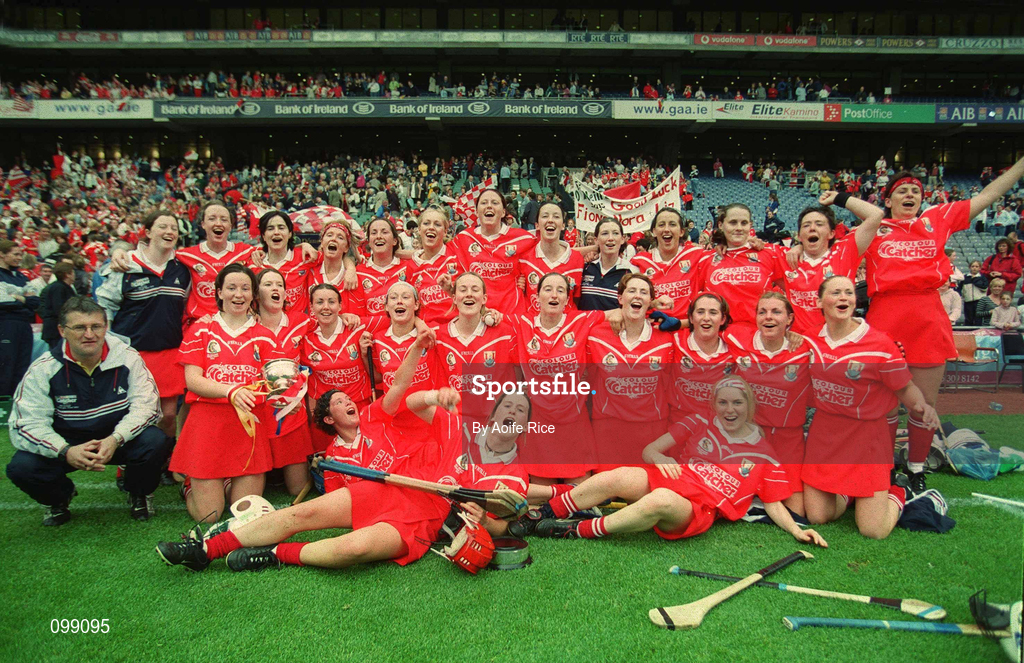 15 September 2002; The Cork team celebrate following the All-Ireland Senior Camogie Championship Final match between Cork and Tipperary at Croke Park in Dublin. Photo by Aoife Rice/Sportsfile