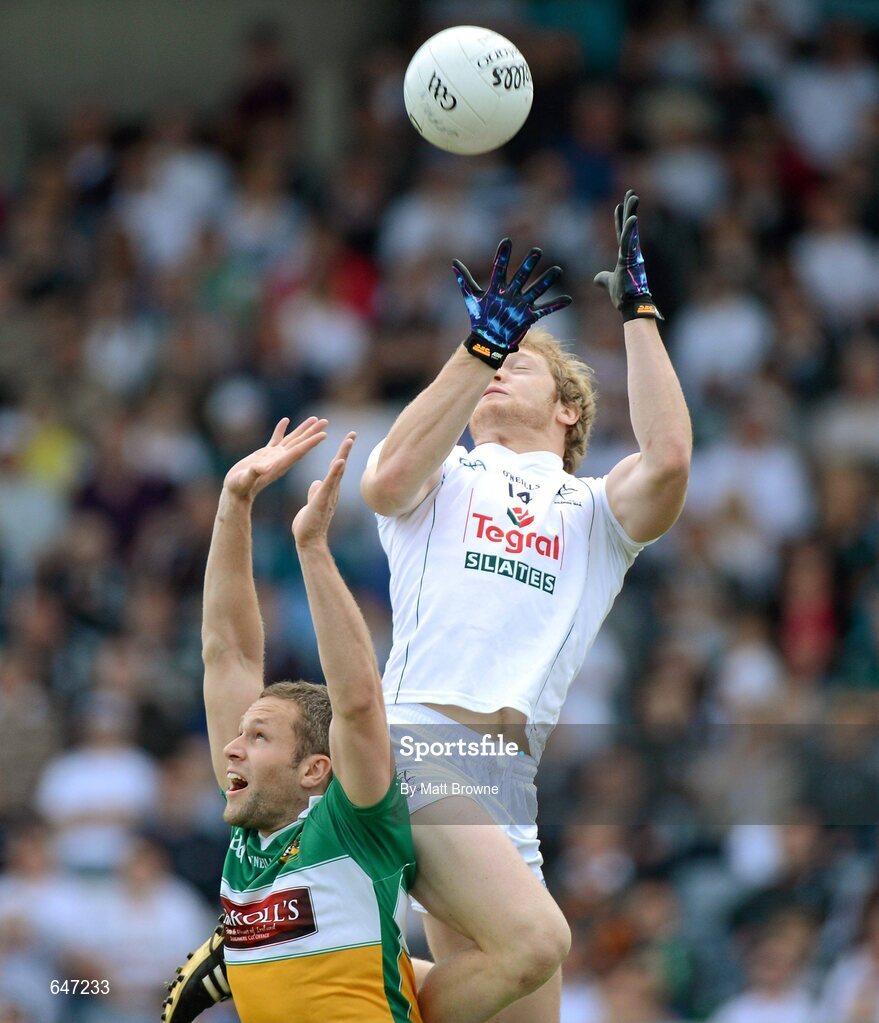 17 June 2012; Tomas O'Connor, Kildare, in action against Shane Sullivan, Offaly. Leinster GAA Football Senior Championship Quarter-Final, Offaly v Kildare, O'Moore Park, Portlaoise, Co. Laois. Picture credit: Matt Browne / SPORTSFILE