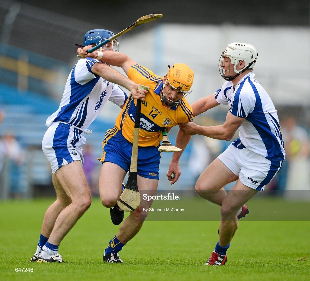 17 June 2012; John Conlon, Clare, in action against Michael Walsh, left, and Richie Foley, Waterford. Munster GAA Hurling Senior Championship Semi-Final, Clare v Waterford, Semple Stadium, Thurles, Co. Tipperary. Picture credit: Stephen McCarthy / SPORTSFILE