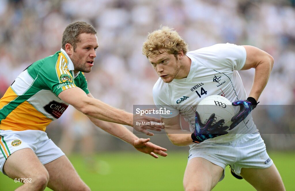 17 June 2012; Tomas O'Connor, Kildare, in action against Shane Sullivan, Offaly. Leinster GAA Football Senior Championship Quarter-Final, Offaly v Kildare, O'Moore Park, Portlaoise, Co. Laois. Picture credit: Matt Browne / SPORTSFILE