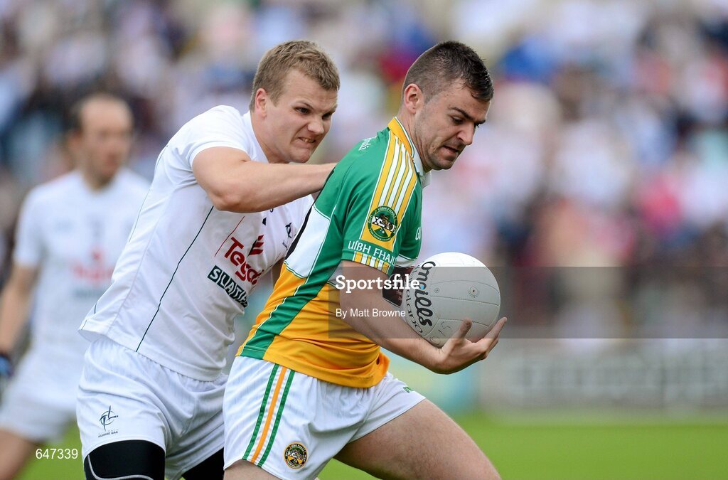 17 June 2012; Ken Casey, Offaly, in action against Peter Kelly, Kildare. Leinster GAA Football Senior Championship Quarter-Final, Offaly v Kildare, O'Moore Park, Portlaoise, Co. Laois. Picture credit: Matt Browne / SPORTSFILE