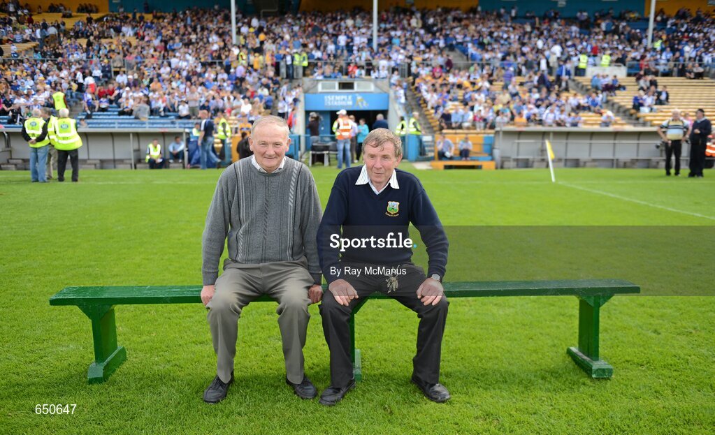 17 June 2012; Caretaker Philip Butler, right, and Donal Bergin relax before the game. Munster GAA Hurling Senior Championship Semi-Final, Clare v Waterford, Semple Stadium, Thurles, Co. Tipperary. Picture credit: Ray McManus / SPORTSFILE