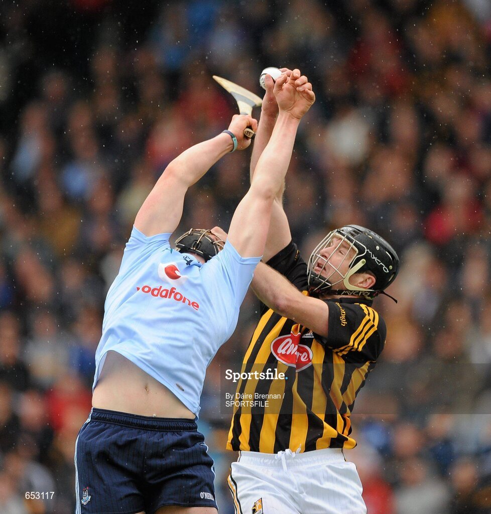 23 June 2012; JJ Delaney, Kilkenny, in action against Liam Rushe, Dublin. Leinster GAA Hurling Senior Championship Semi-Final, Dublin v Kilkenny, O'Moore Park, Portlaoise, Co. Laois. Picture credit: Dáire Brennan / SPORTSFILE